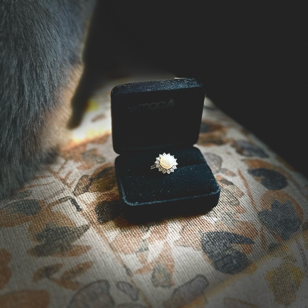 Macy’s Cultured Fresh Water Pearl & Diamond Ring 14k solid wg